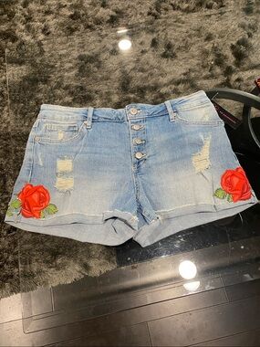 No Boundaries Light Blue Denim Shorts with Red Rose Appliqués